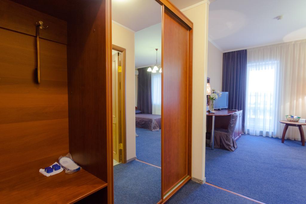 Rahat Hotel Aktau  Room photo